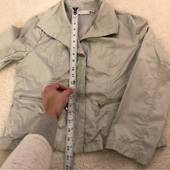 Chico’s Women’s Silver Zip Front Moto Jacket Size small - Picture 3 of 7